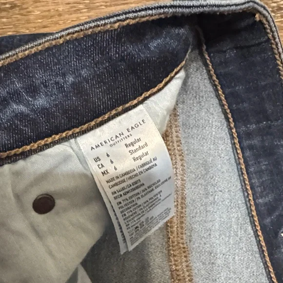 American Eagle Outfitters Dark Blue Flare Jeans - Picture 2 of 4